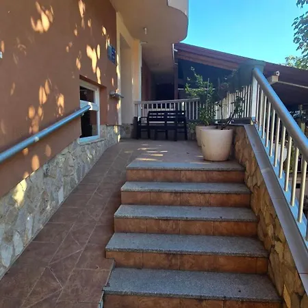 Apart Otel Sebastian *